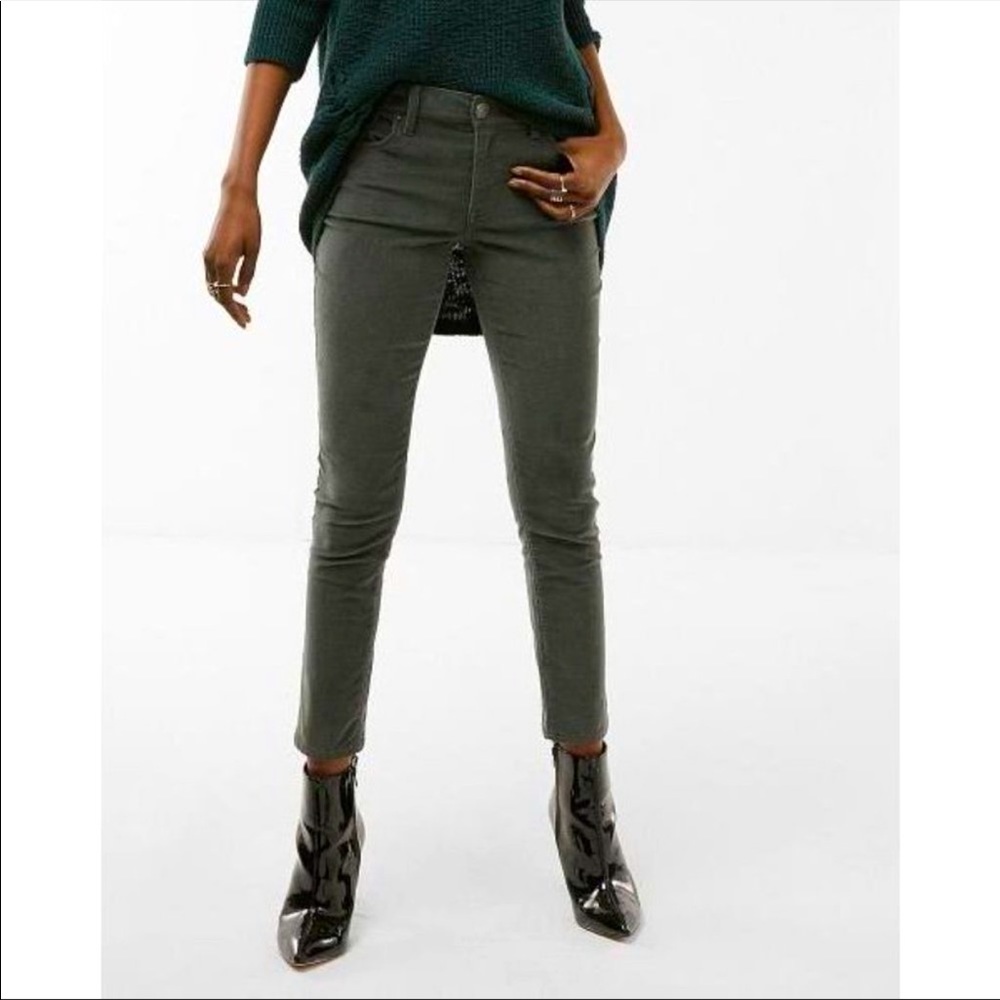 NWOT Express Mid Rise Corduroy Five Pocket Leggings - Dark Green - 8L